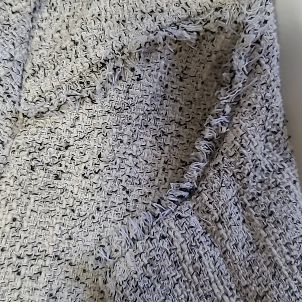 Loft Outlet White and Gray Tweed Jacket - Size 6 - Picture 4 of 7